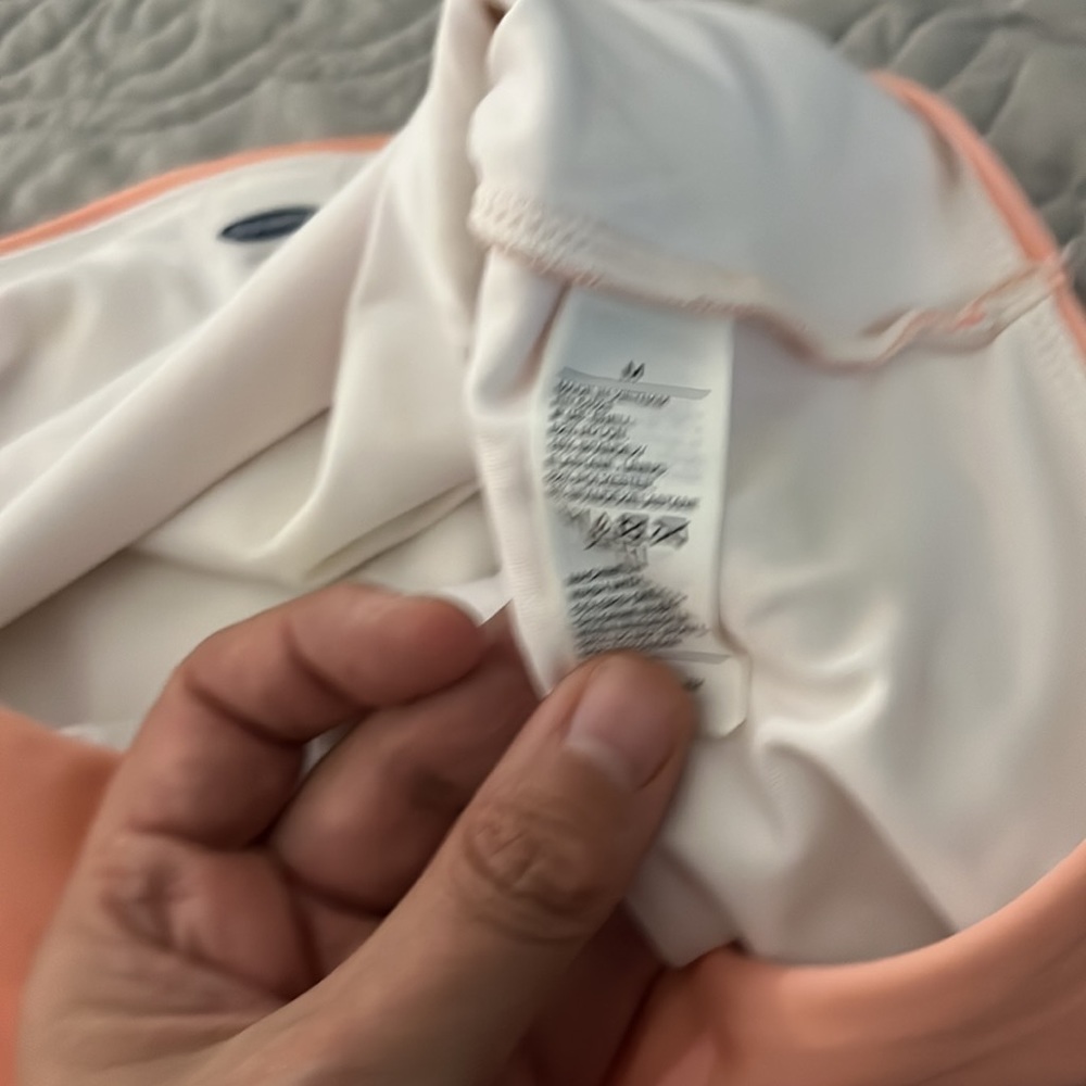 Old Navy - Picture 3 of 3
